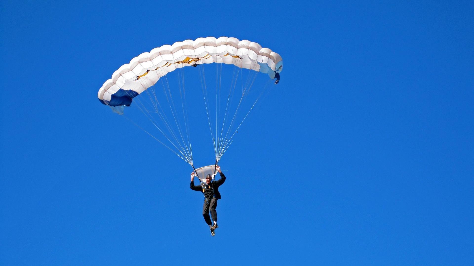 阿坎吉深度解析，意大利足球的战术魅力超越英格兰 坦言蒂亚戈·席尔瓦是职业生涯灯塔